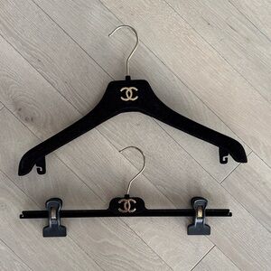 Chanel Top / Bottom Hanger Set Black Gold
